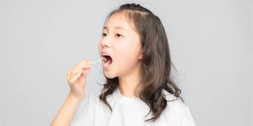 注意 这5个习惯会对儿童的牙齿造成伤害