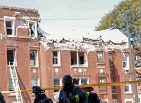 美国芝加哥一建筑发生爆炸致8人受伤 其中3人重伤