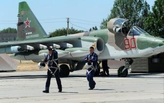 白俄罗斯和俄罗斯举行联合飞行战术演习