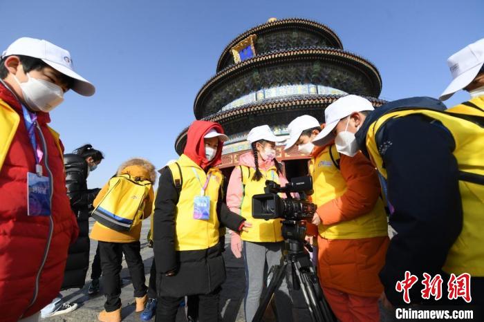 北京青少年用影像记录中轴线之美助力非遗文化传承