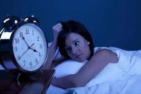 总是半夜醒是怎么回事？可能与这4种疾病有关