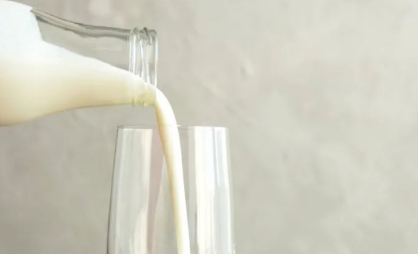 为啥要推荐喝奶？每天一斤奶是否科学？