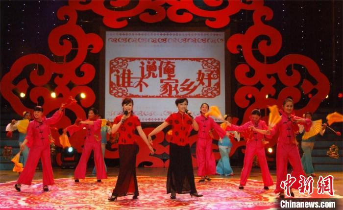 《包楞调》演出场景。　成武县文化和旅游局供图