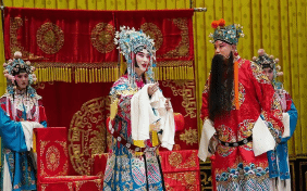相声演员唱京剧 龙凤呈祥在吉祥