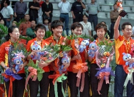 亚洲乒乓球锦标赛：中国队轻松包揽男女团体金牌