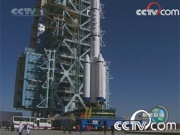 神舟七号飞船将于今年下半年发射 航天员将首次出舱