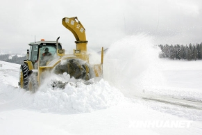 哈密金秋降大雪 [组图]