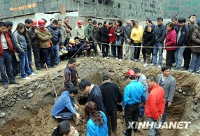 绵竹震后重建工地发现宋代古墓 [组图]