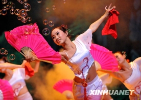 山西举行五台山申遗成功庆祝晚会 [组图]