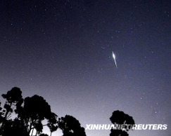 英仙座流星雨光临地球 [组图]