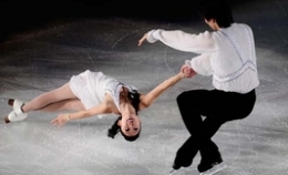 冰上芭蕾“舞动”北京首都体育馆