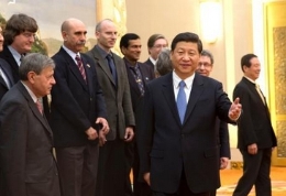 习近平：中国决不会称霸 决不搞扩张（图）