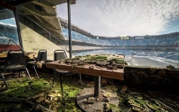 从辉煌到废墟 美国世界杯体育场遭废弃