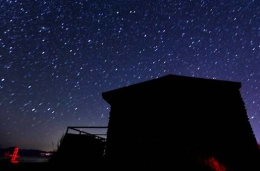 拾城：仲夏夜繁星如梦似幻