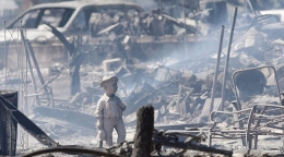 加拿大遇史上最严重森林大火 小镇被瞬间摧毁如人间地狱