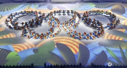 里约奥运闭幕式正式开始烟火表演美爆