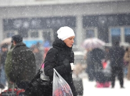 受冷空气影响我国北方多地降温降雪