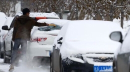一夜降雪 乌鲁木齐市正式开启冬日模式