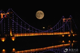 吊桥夜景
