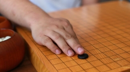 有“狗”更精彩！他是棋坛“泥石流”