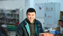投递员于明宝：我用热情战严寒