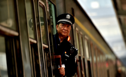 è€ä¹˜è­¦36å¹´å€¼ä¹˜900ä¸‡å…¬é‡Œ