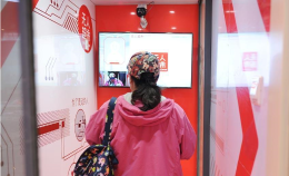 无人超市亮相长春 市民刷脸购物
