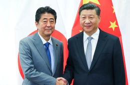 习近平会见日本首相安倍晋三