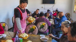 留守老人乐享便民食堂