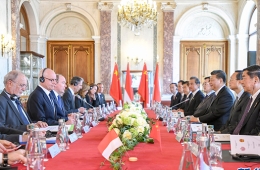 ä¹ è¿‘å¹³åŒé˜¿å°”è´äºŒä¸–äº²çŽ‹ä¸¾è¡Œä¼šè°ˆ
