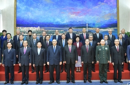 习近平会见澳门行政、立法、司法机关负责人