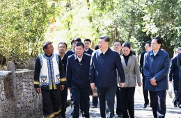 ä¹ è¿‘å¹³æ˜¥èŠ‚å‰å¤•èµ´äº‘å—è€ƒå¯Ÿ