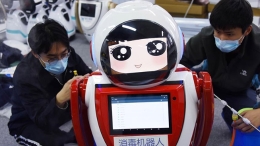 青岛抓紧研发消毒机器人