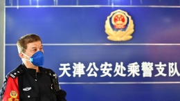 老民警的值乘坚守