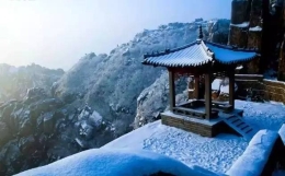 堪比故宫雪景 唯有五岳独尊