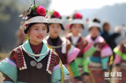贵州丹寨：望会节上盛装秀 组图