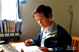 李鹏程：大山里的省劳模