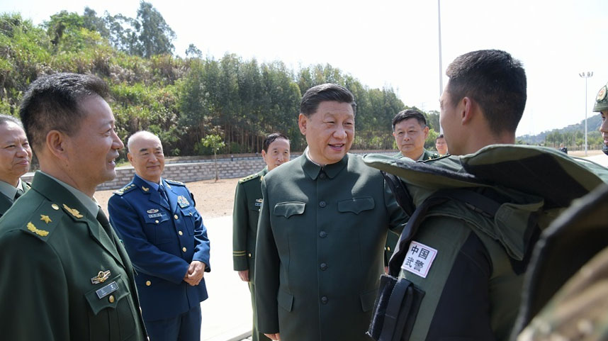 习近平视察武警第二机动总队