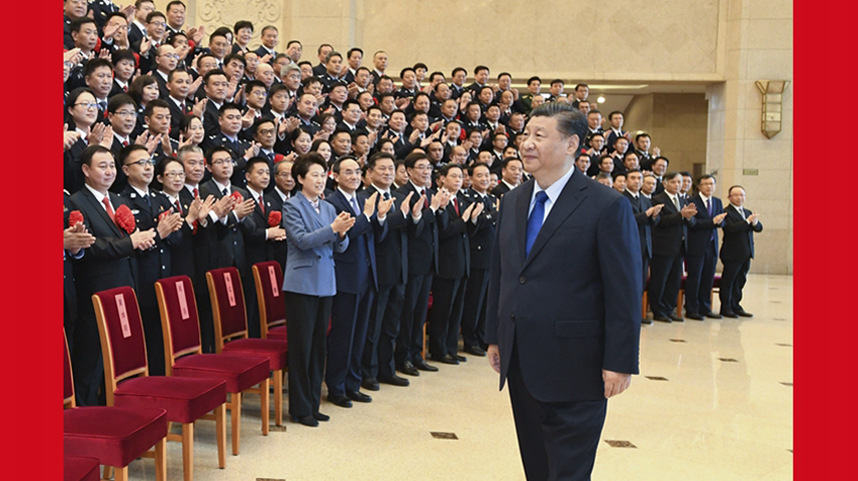 习近平会见全国扫黑除恶专项斗争总结表彰大会代表