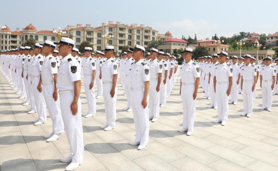 中国人民解放军海军博物馆在青岛开馆
