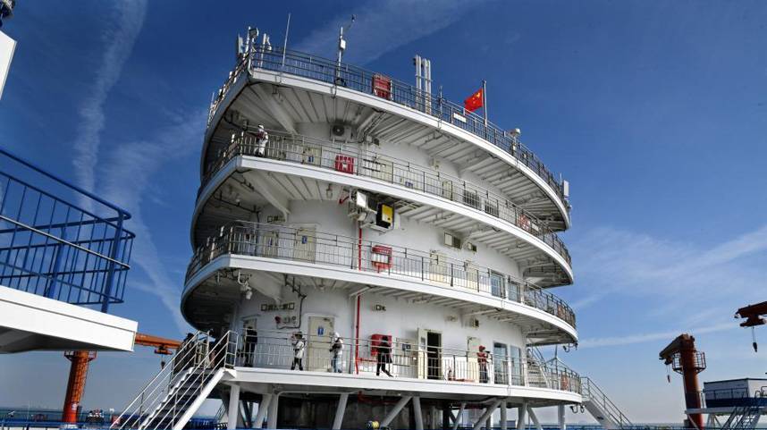 走进海洋牧场“耕海1号”