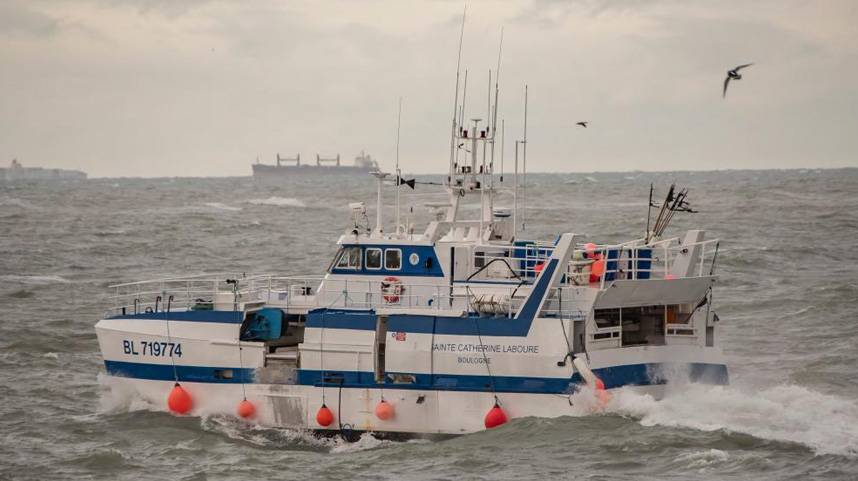 法国渔民抗议英国拒发捕捞许可