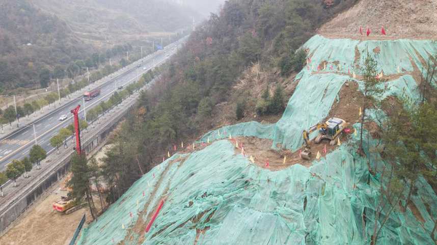 湖北：西十高铁开工建设