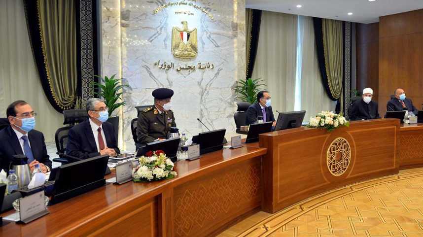 埃及政府在新行政首都举行首次内阁会议
