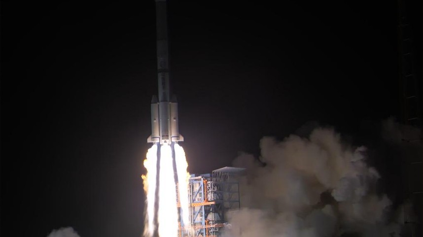我国成功发射通信技术试验卫星九号