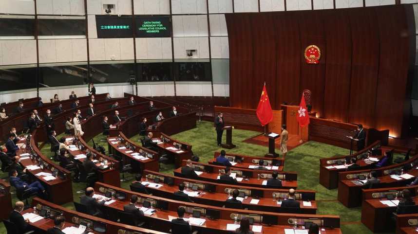 香港特区第七届立法会举行议员宣誓仪式