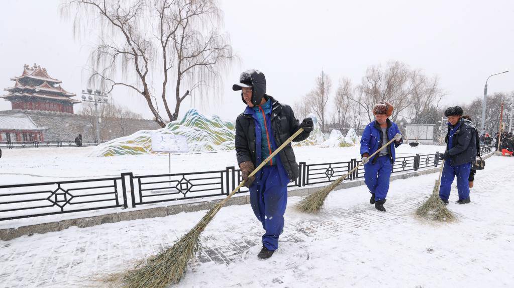 积极应对降雪天气