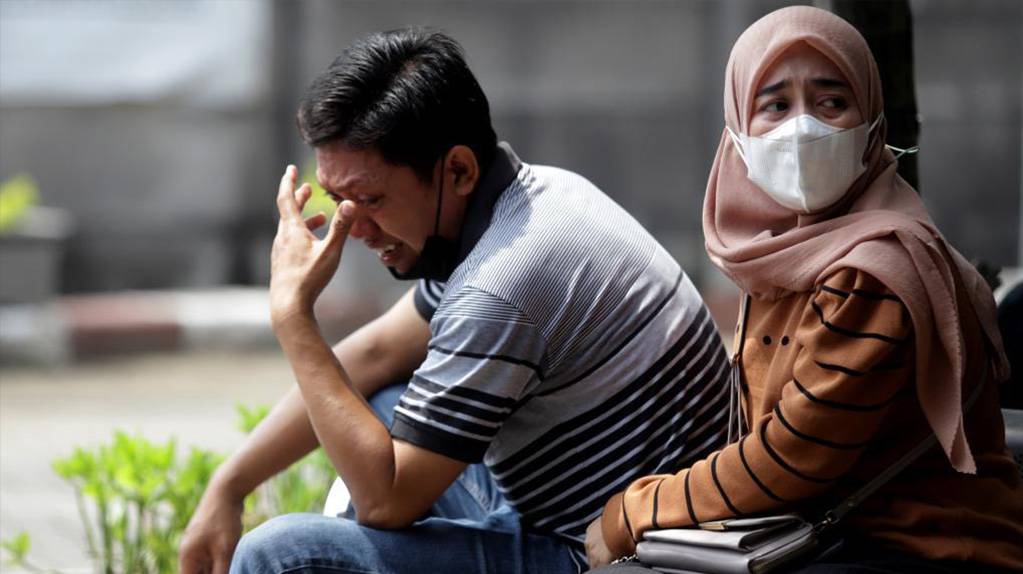 印尼东爪哇省发生车祸致15人死亡