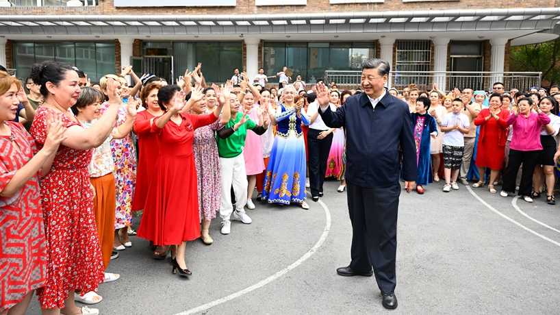 习近平在新疆乌鲁木齐市考察调研