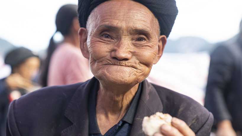 特写：四川震区石棉县幸福村的中秋